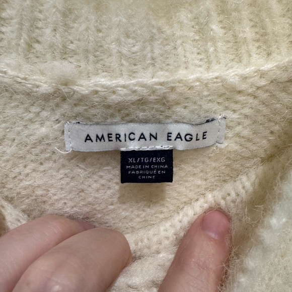American Eagle Outfitters Cream Crew Neck Sweater with Relaxed Fit - Picture 3 of 3
